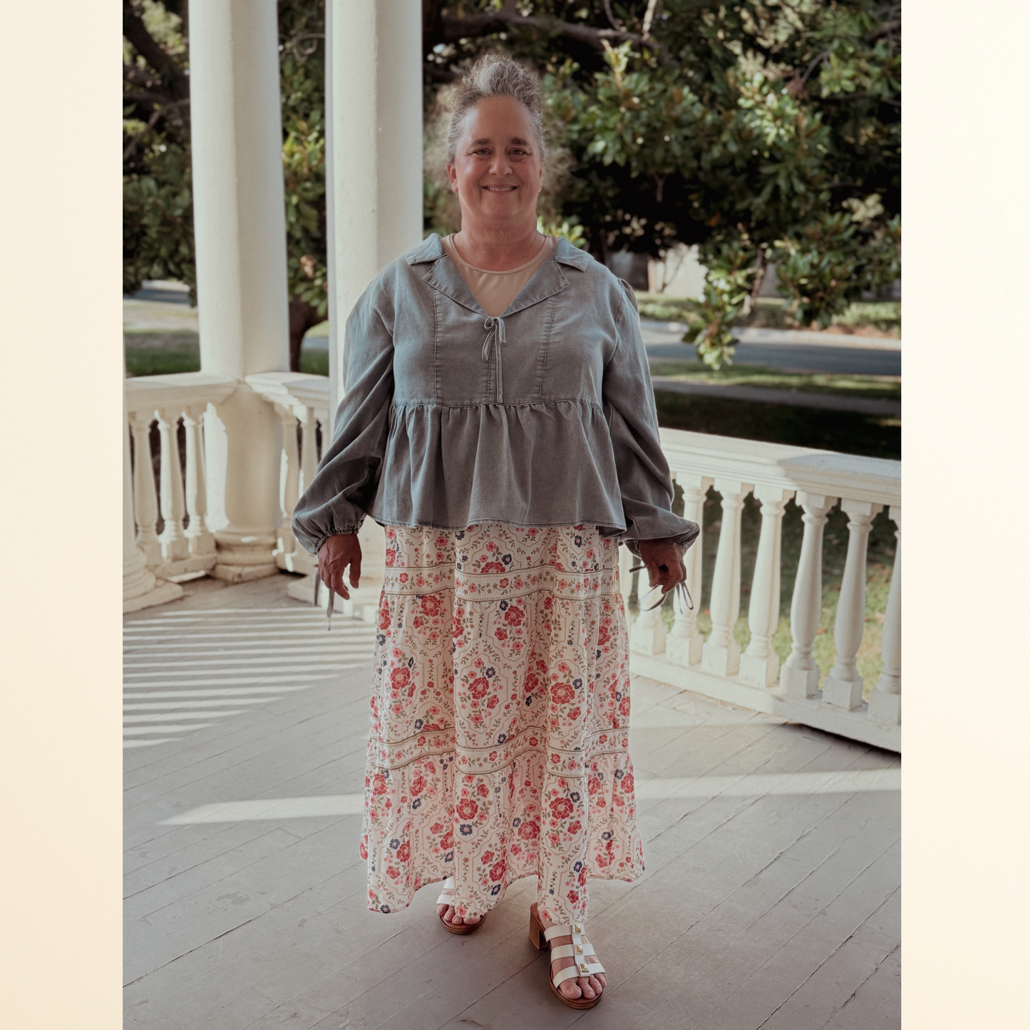 The Delaney Denim Blouse (Plus-Size)