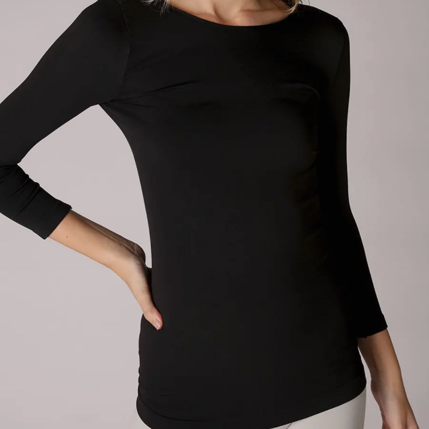 Staple Layer Top - Three Quarter Sleeve (Black)