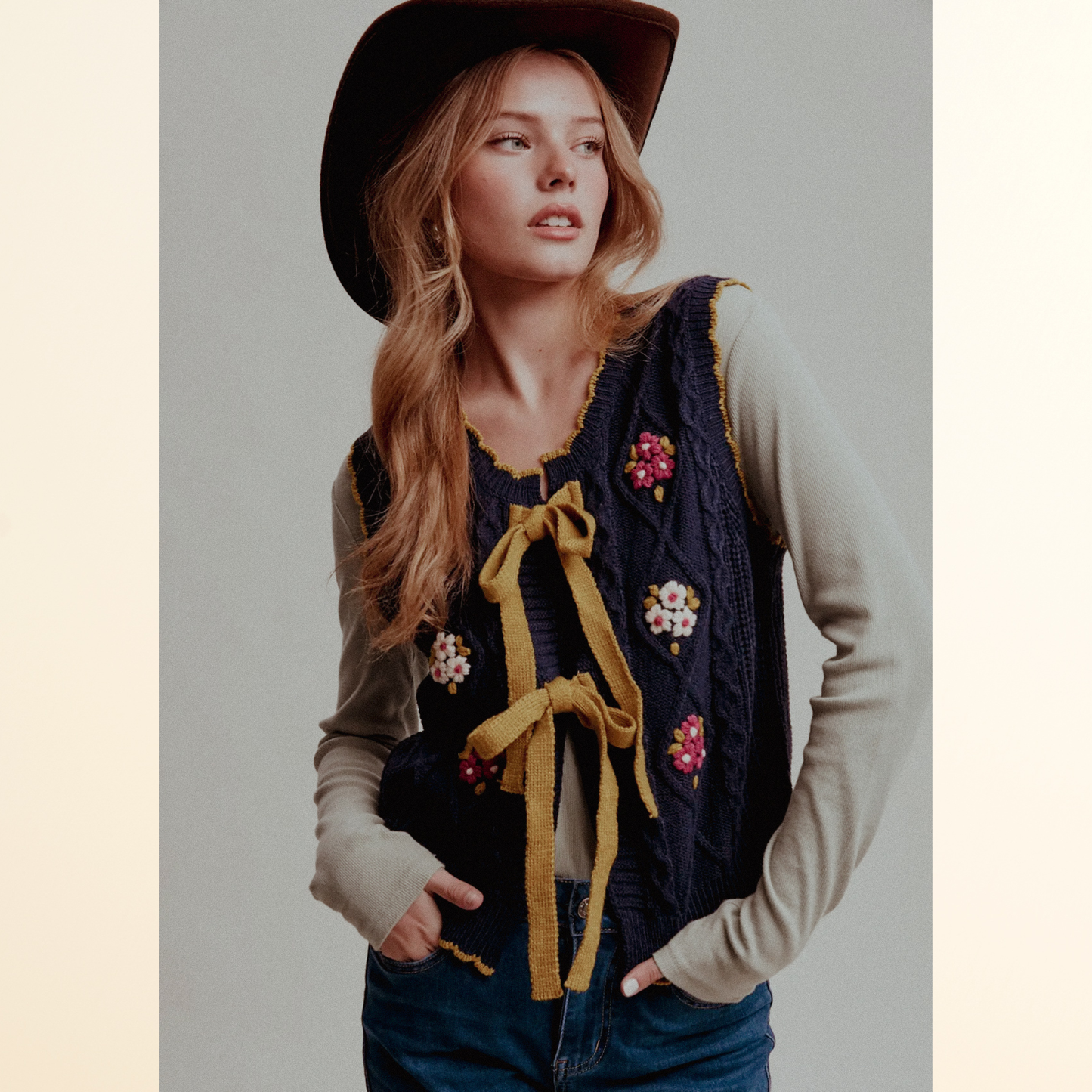 The Wildflower Bow Vest - Navy