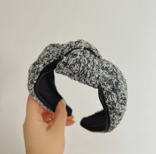 Fuzzy Knit Knot Headband - Black/White