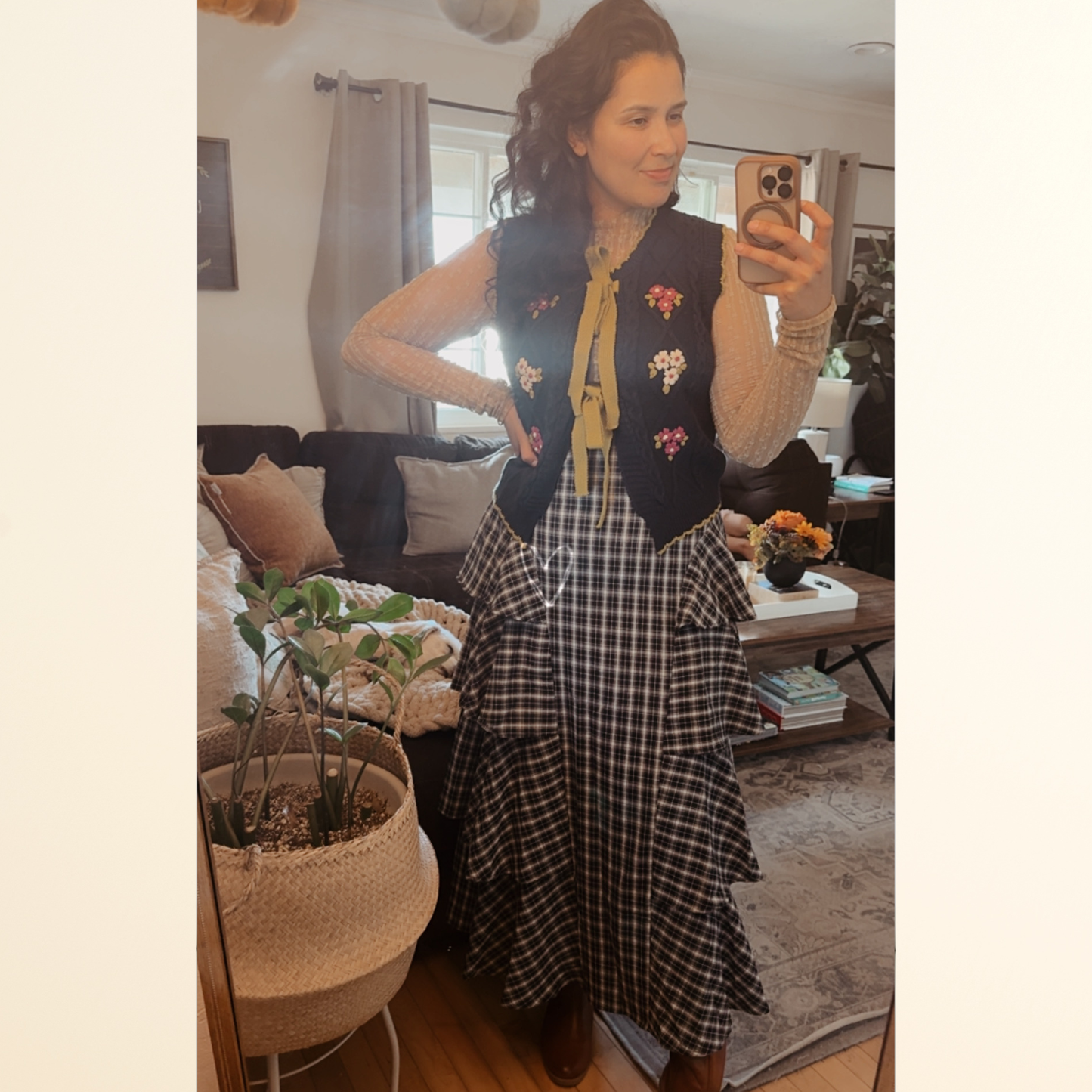 The Wildflower Bow Vest - Navy